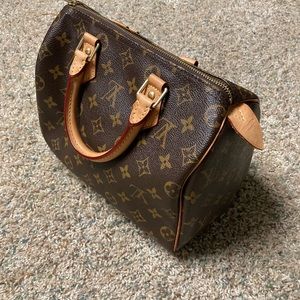 Louis Vuitton Speedy 25 Monogram
